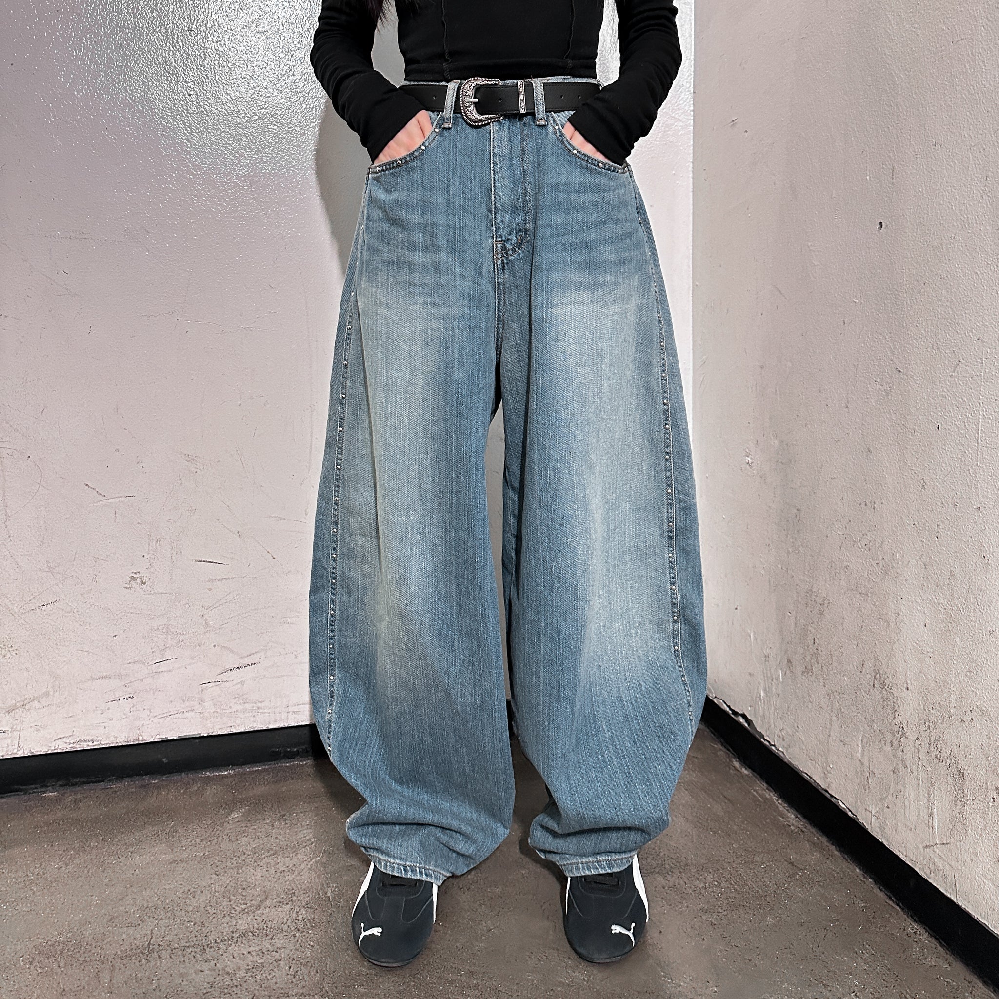 [BEST] 銀釘SLUB竹節棉輕盈薄款BALLOON DENIM PANTS/ 1色