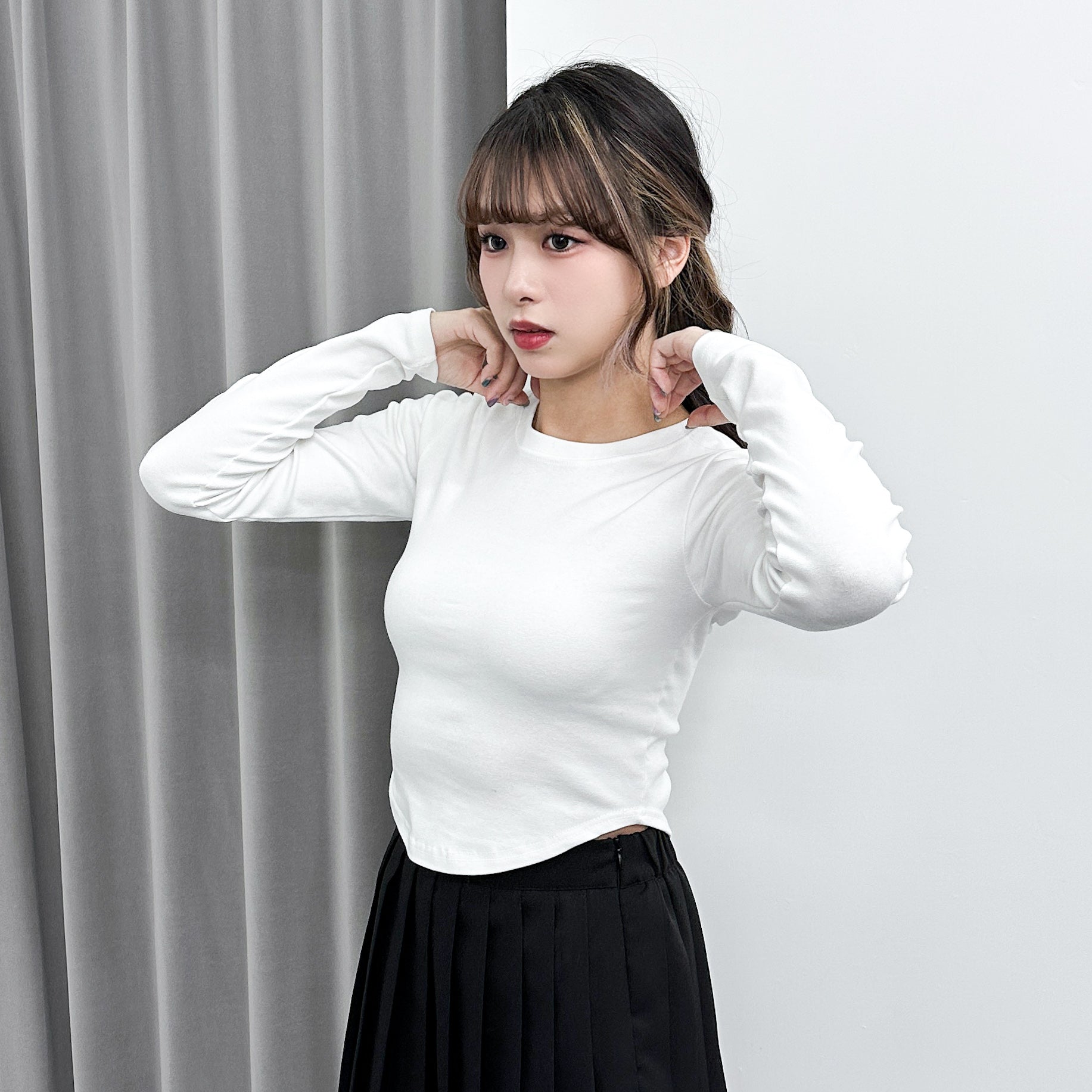 內有超薄絨BASIC ARCH-CROP LONG SLEEVE TOP/ 2色