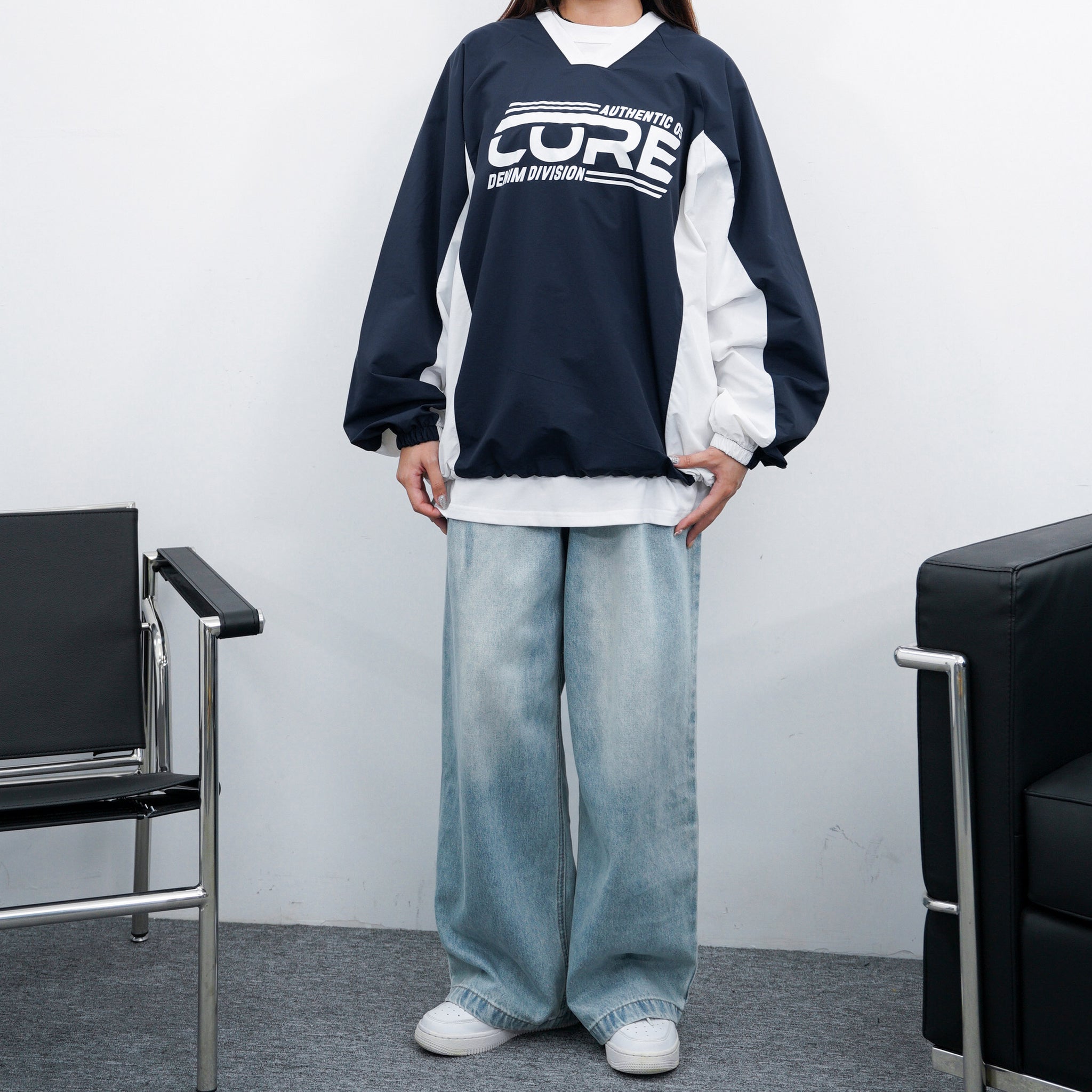 [UNISEX] CORE NYLON V-NECK SWEATSHIRT/ 3色