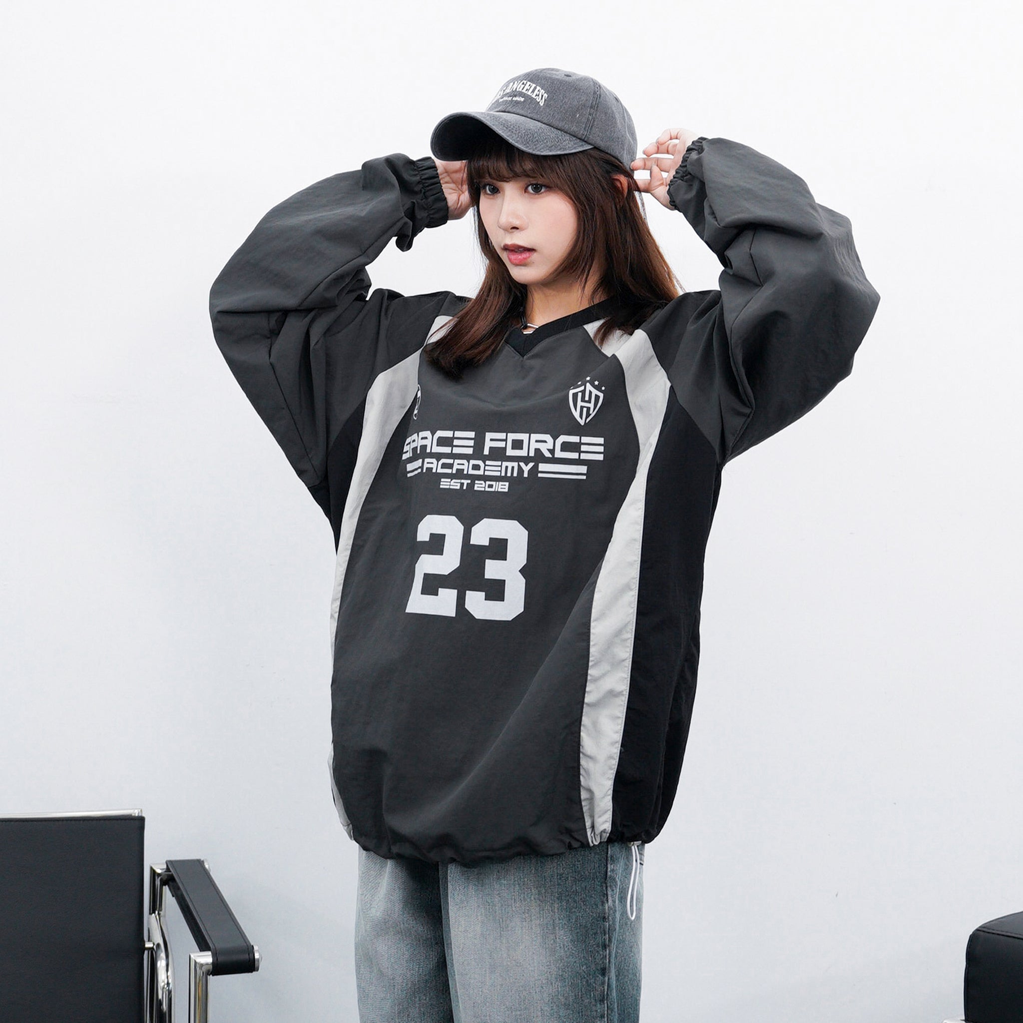 [UNISEX] NO.23 NYLON V-NECK SWEATSHIRT/ 3色