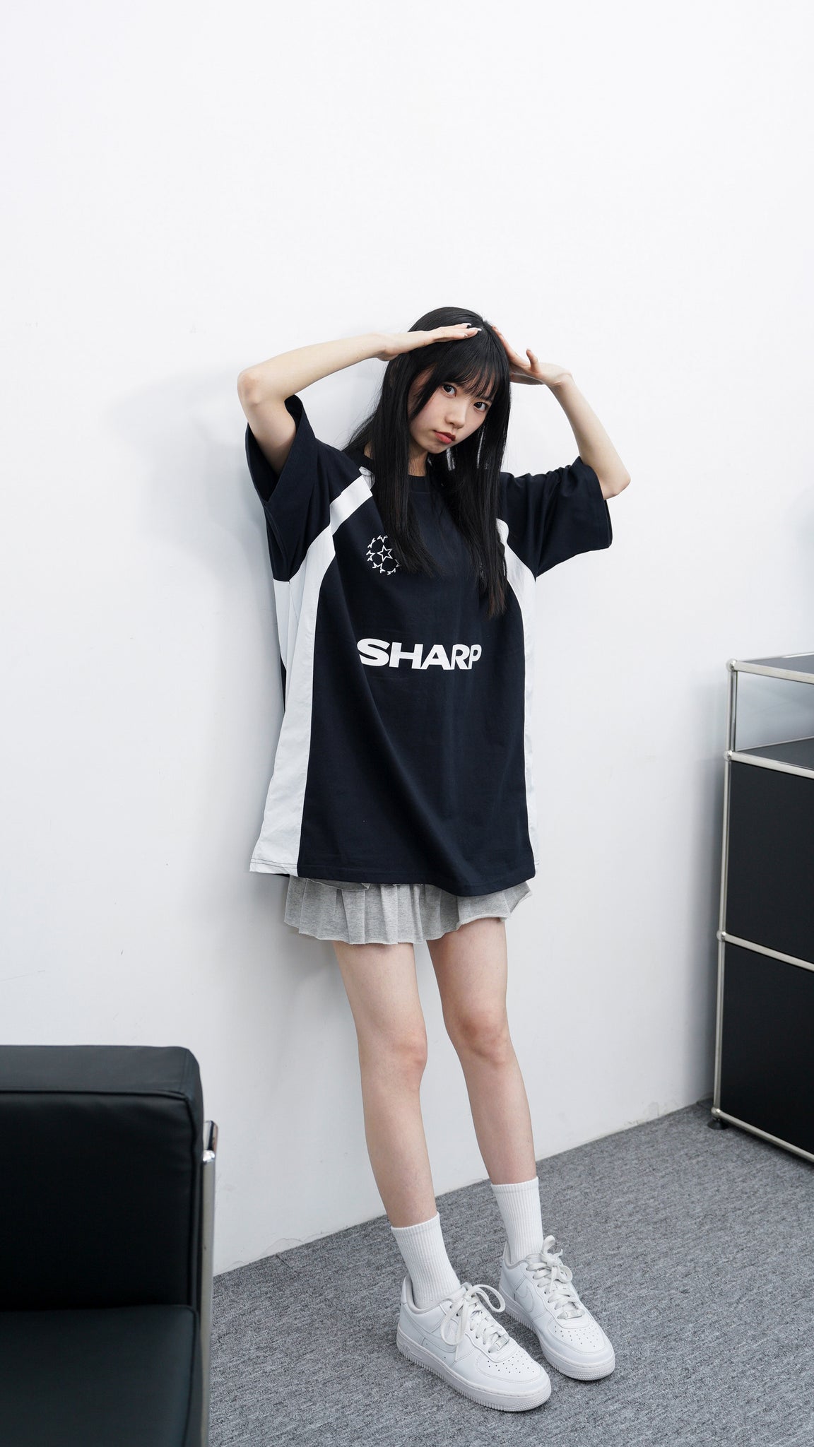 [UNISEX] SHARP OVERSIZE T-SHIRT/ 2色