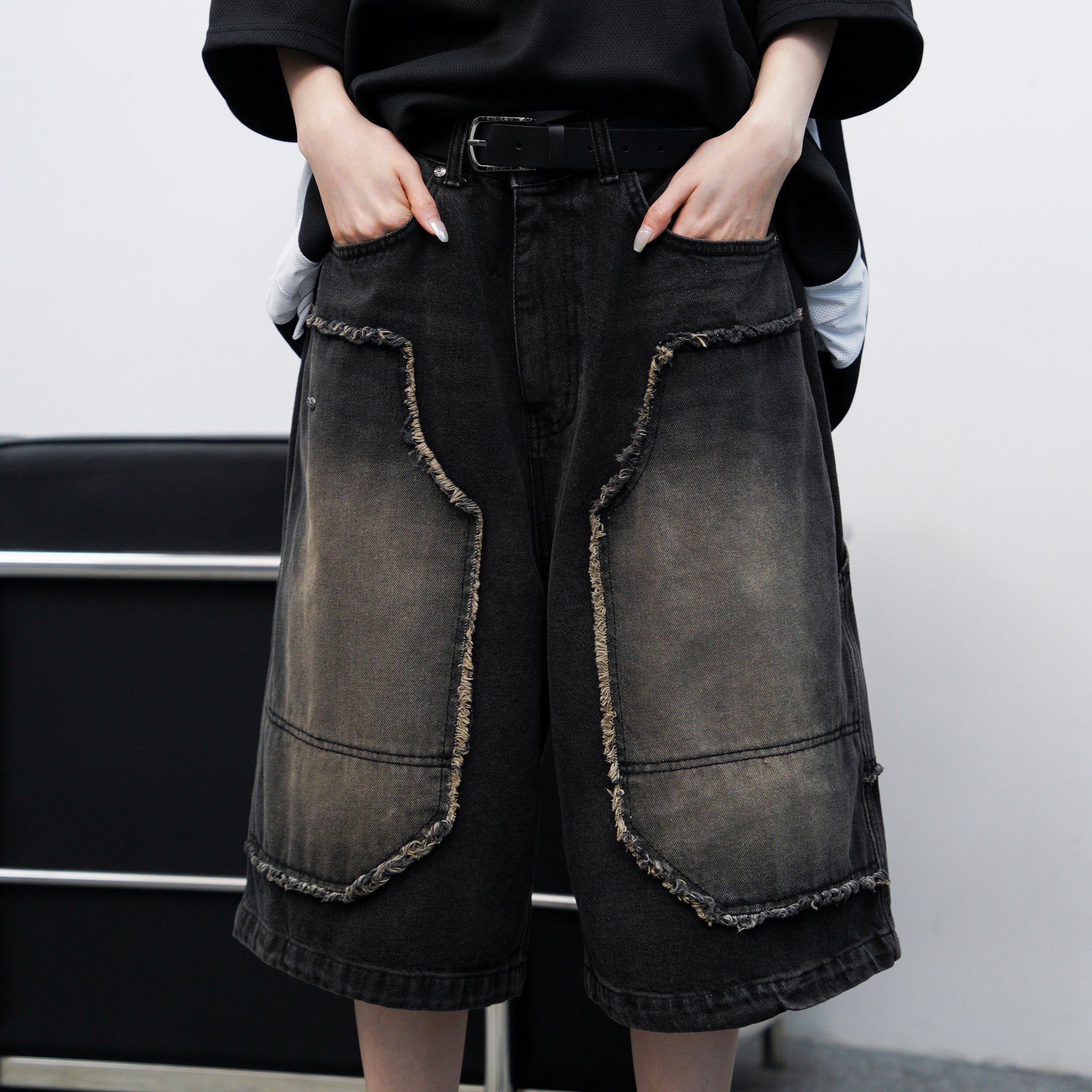 [UNISEX] SASHA LEVER BERMUDA DENIM PANTS/ 1色