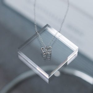 Hollow Butterfly Necklace/ 1色