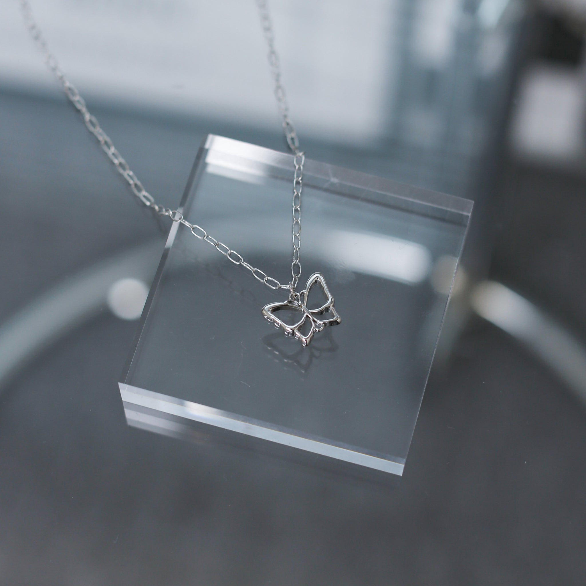 Hollow Butterfly Necklace/ 1色